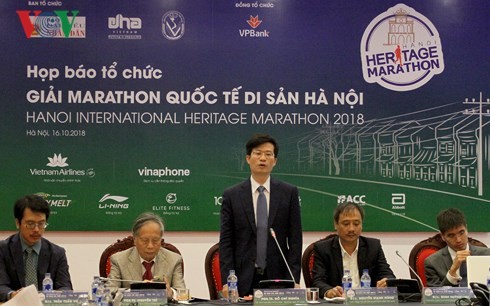 2018 하노이 유산 국제 마라톤 - ảnh 1