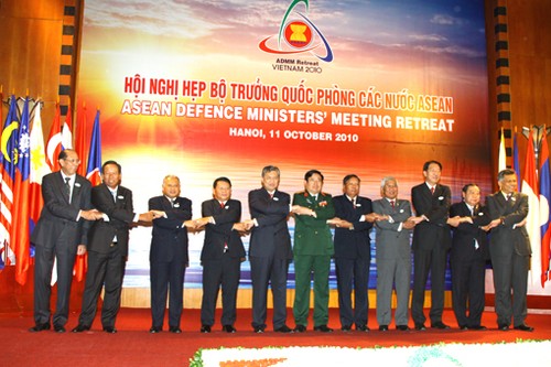 Khai mạc Hội nghị hẹp Bộ trưởng Quốc phòng các nước ASEAN tại Lào  - ảnh 1