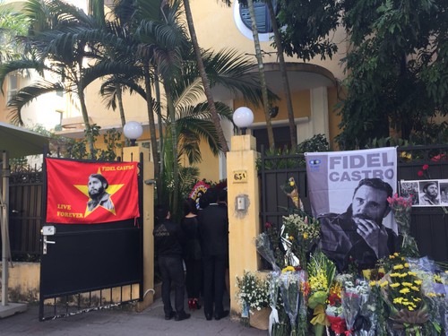 Lãnh tụ Fidel Castro Ruz luôn sống mãi trong lòng người dân Việt Nam - ảnh 6