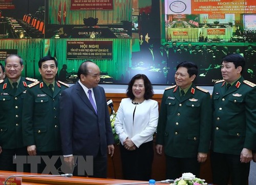 Thủ tướng Nguyễn Xuân Phúc nhấn mạnh tinh thần kết hợp phát triển kinh tế với quốc phòng - ảnh 2