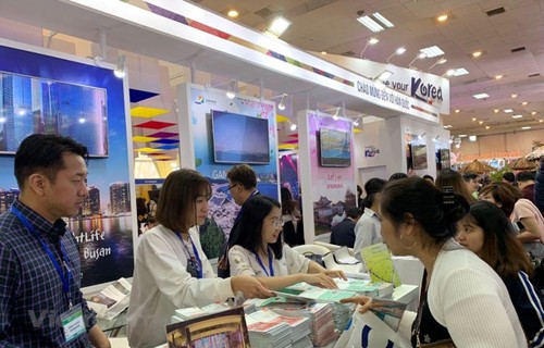 Hơn 29.000 lượt khách du lịch mua tour tại Hội chợ du lịch quốc tế Việt Nam 2019 - ảnh 1