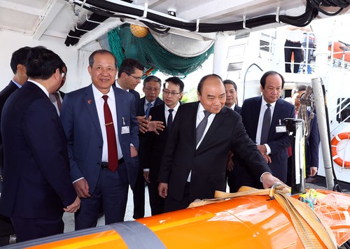 Thủ tướng Nguyễn Xuân Phúc thăm mô hình sản xuất của tập đoàn lớn tại Na Uy; thăm Đại sứ quán Việt Nam và cộng đồng người Việt tại Na Uy - ảnh 1