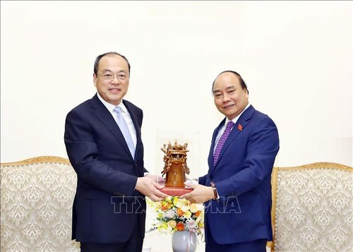 Thủ tướng Nguyễn Xuân Phúc tiếp Tỉnh trưởng Vân Nam (Trung Quốc) - ảnh 1