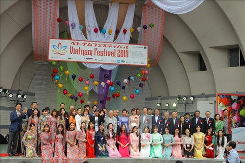Sôi động Lễ hội Việt Nam tại Nhật Bản - ảnh 1