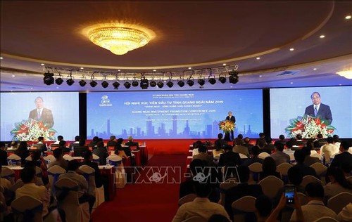 Thủ tướng Nguyễn Xuân Phúc: Tỉnh Quảng Ngãi nỗ lực hơn nữa trong thu hút đầu tư - ảnh 1