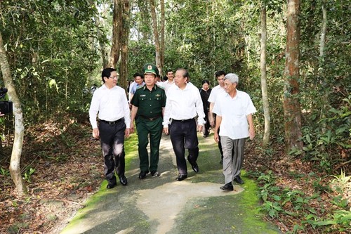 Phó Thủ tướng Trương Hòa Bình thăm, làm việc tại tỉnh Tây Ninh - ảnh 1
