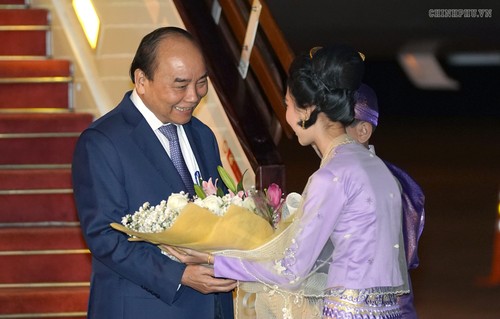 Thủ tướng tới Nay Pyi Taw, bắt đầu thăm chính thức Myanmar - ảnh 1