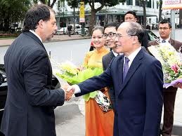 Sekjen Vietnam  Nguyen Phu Trong  terima Ketua Senat Cile  - ảnh 1