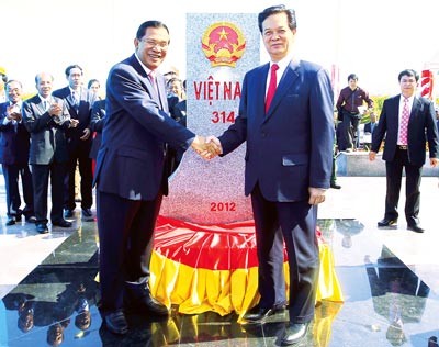 Vietnam-Kamboja memperkuat mekanisme kerjasama demi kesejahteraan dan perkembangan  - ảnh 2