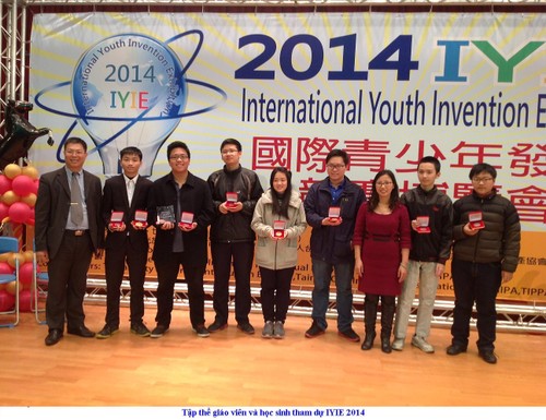 Вьетнамские школьники получили много призов на Международной молодежной выставке изобретений - ảnh 1
