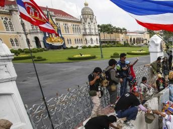 Очередная блокада здания правительства Таиланда - ảnh 1
