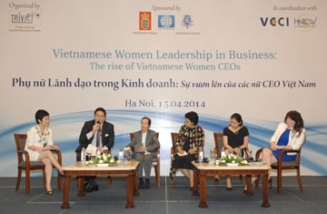 В Ханое прошла беседа, посвященная роли женщин-лидеров в предпринимательстве - ảnh 1