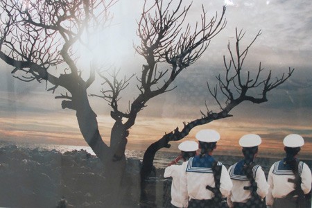 В Ханое открылась фотовыставка на тему «Суверенитет Вьетнама над морем и островами» - ảnh 1