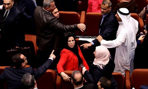 Иракский парламент вновь отложил формирование правительства - ảnh 1