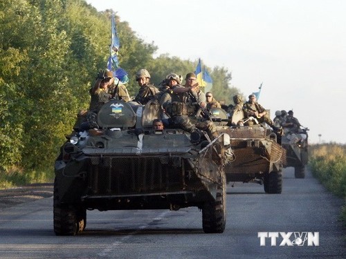 Российские и украинские военные чиновники обсудили ситуацию на востоке Украины - ảnh 1