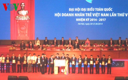 В Ханое завершился 5-й съезд Союза молодых предпринимателей Вьетнама - ảnh 1