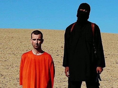 Боевики "Исламского государства" казнили британского подданного - ảnh 1