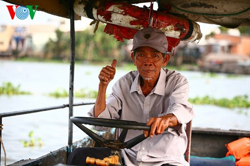 Плавучий рынок «Кайбэ» на юго-западе Вьетнама - ảnh 23
