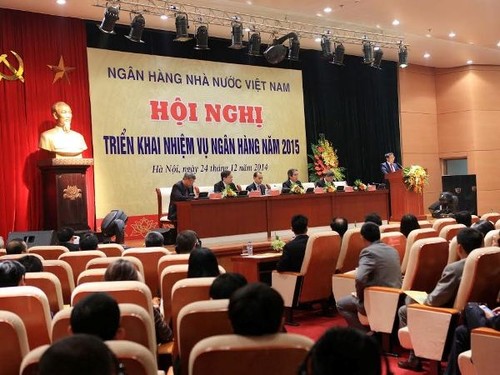 В 2015 году Госбанк Вьетнама стремится увеличить объем платежей на 16-18% - ảnh 1