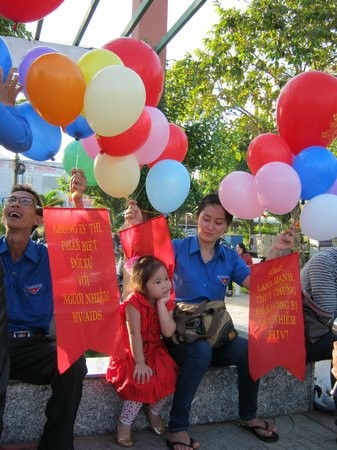 День народонаселения Вьетнама: низкий, но подходящий уровень рождаемости - ảnh 1