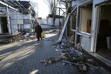 Восток Украины стоит перед угрозой гуманитарного кризиса - ảnh 1