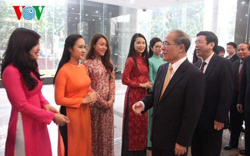 Нгуен Шинь Хунг: «Голос Вьетнама» играет важную роль в развитии страны - ảnh 2
