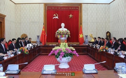 Вьетнам и Китай подписали документы о сотрудничестве в сферах безопасности и обороны - ảnh 1