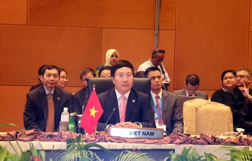 В Малайзии прошли подготовительные министерские конференции к 26-му саммиту АСЕАН - ảnh 1