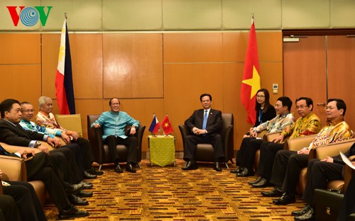 Нгуен Тан Зунг встретился с премьером Малайзии и президентом Филиппин - ảnh 2