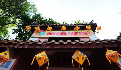Великий буддийский праздник в Хюэ - ảnh 2