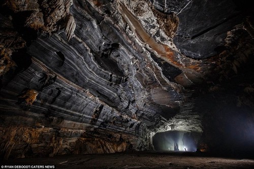 Красота вьетнамской пещеры Тиен в британской газете - ảnh 10