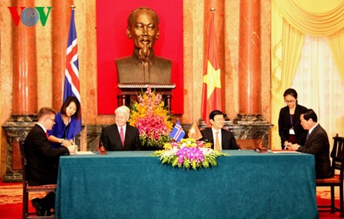 Президент Вьетнама провёл переговоры с исландским коллегой - ảnh 3