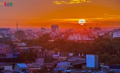 Вид на город Хюэ с высоты - ảnh 9