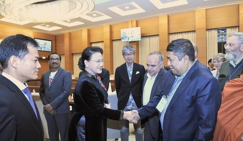 Нгуен Тхи Ким Нган приняла делегацию Исполкома Всемирного совета мира - ảnh 2