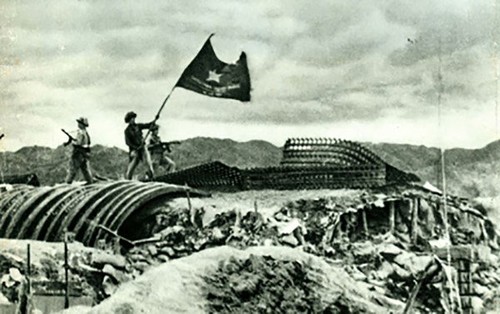 Во Вьетнаме отмечается 64-я годовщина победы при Диенбиенфу - ảnh 1