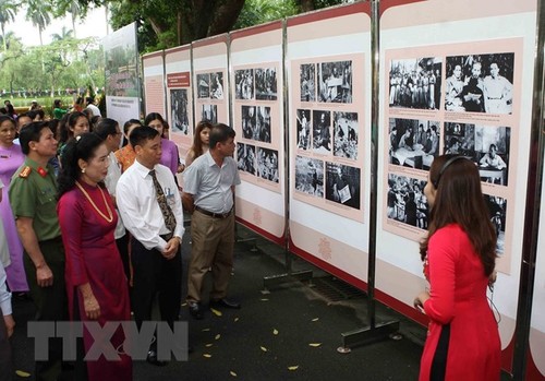 Отмечалось 60-летие Дома на сваях Президента Хо Ши Мина - ảnh 1