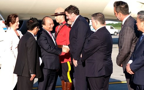 Премьер Вьетнама начал участие в расширенном саммите «Большой семёрки» - ảnh 1