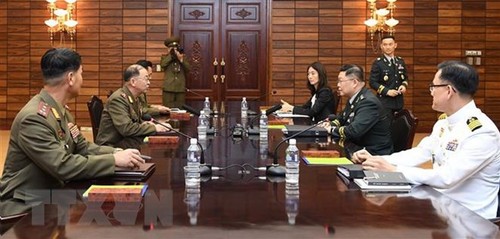 Две Кореи одобрили разоружение объединённой зоны безопасности - ảnh 1