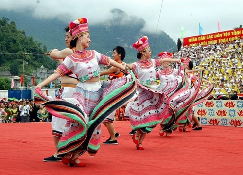 В провинции Виньфук открылся фестиваль культуры народностей северо-востока Вьетнама - ảnh 1