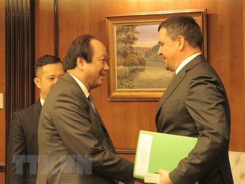 Вьетнам расширяет сотрудничество с Россией в сфере электронного правительства - ảnh 1