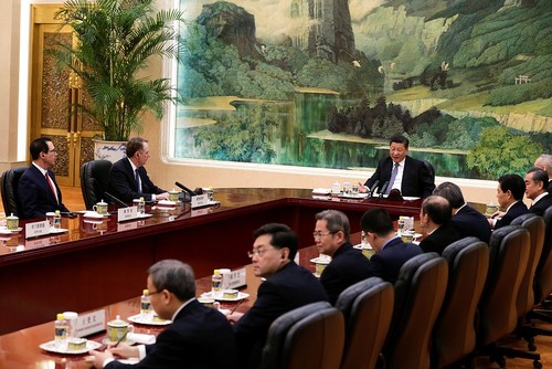 В Белом доме позитивно оценили итоги торговых переговоров с Китаем в Пекине - ảnh 1