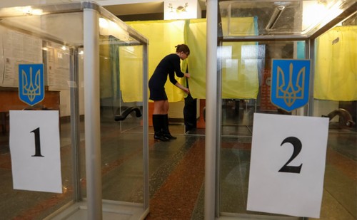 На Украине стартовали президентские выборы - ảnh 1