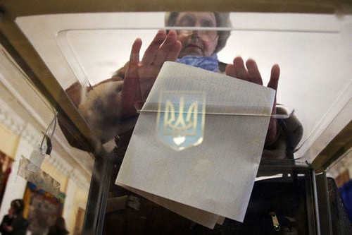 На Украине проходит второй тур президентских выборов - ảnh 1