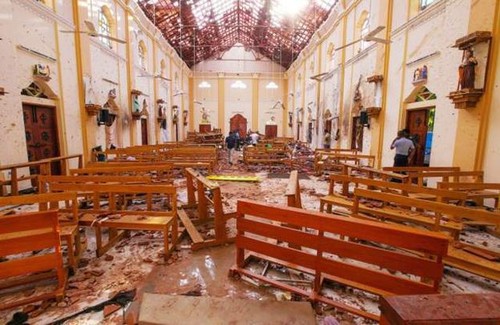 Взрывы на Шри-Ланке во время празднования католической Пасхи - ảnh 1