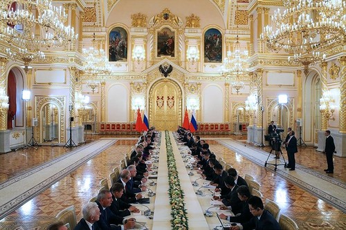 Лидеры России и Китая договорились поднять уровень двусторонних отношений - ảnh 2