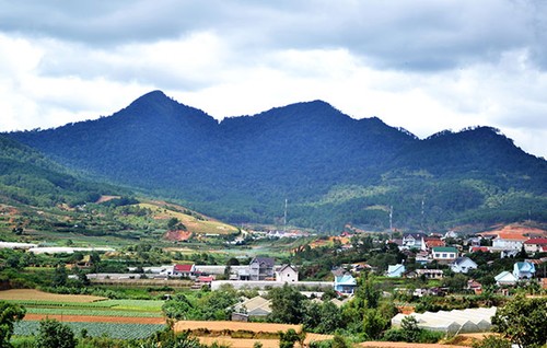 Социально значимые изменения в местности у горы Лангбианг - ảnh 1
