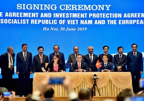 Подписание EVFTA и EVIPA – важный момент в 30-летней истории отношений Вьетнама и ЕС - ảnh 1