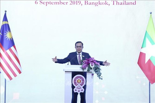 В Бангкоке открылась 51-я конференция министров экономики стран АСЕАН - ảnh 1