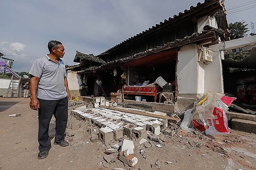 По меньшей мере один человек погиб и 29 ранены при землетрясении в Китае - ảnh 1
