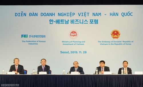 Нгуен Суан Фук выразил надежду на увеличение южнокорейских инвестиций во вьетнамскую экономику - ảnh 2